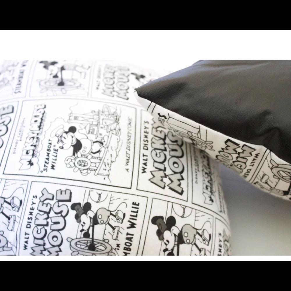 Classic Mickey steamboat pillow